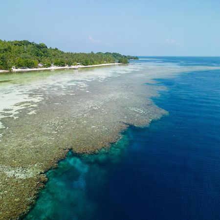 Reconnect - Private Island Resort & Dive Center Togean - Buka Buka Island Ampana Екстериор снимка