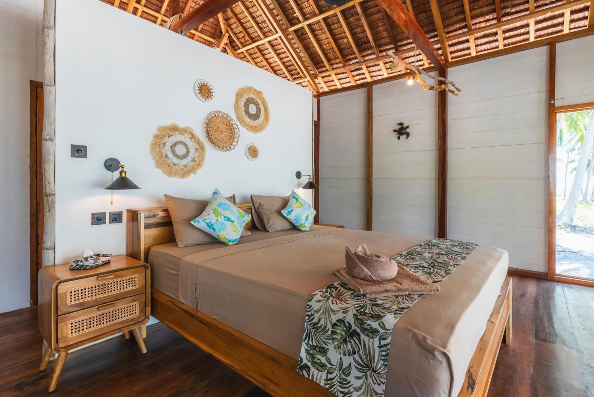 Reconnect - Private Island Resort & Dive Center Togean - Buka Buka Island Ampana Екстериор снимка
